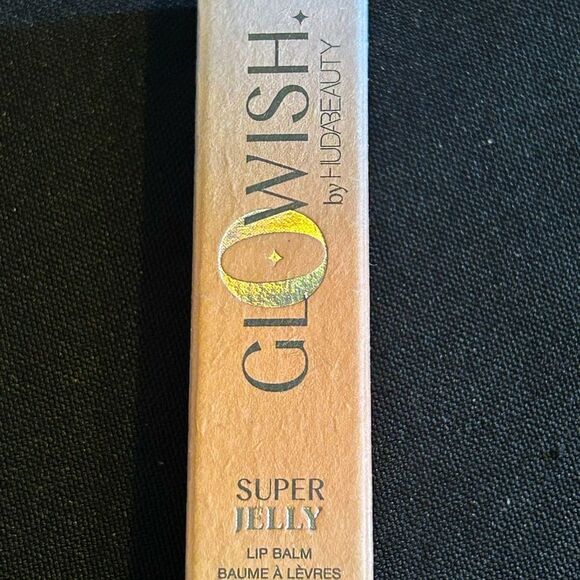 🌻 Huda Beauty Matcha GloWish Super Jelly Lip Balm New Full Size - Picture 7 of 8